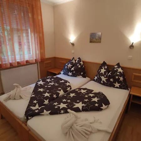 Garda Apartmanház *