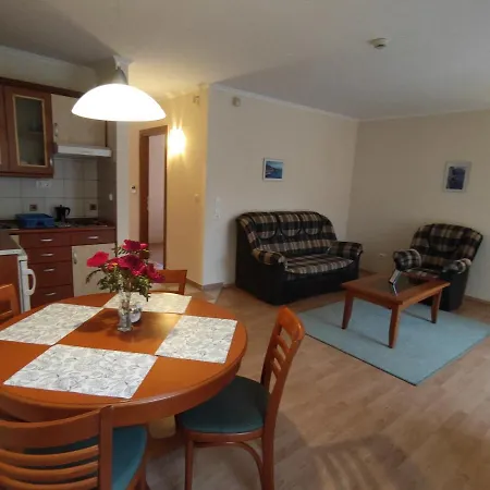 Garda Apartmanház