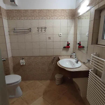 Garda Apartmanház Apartamento *