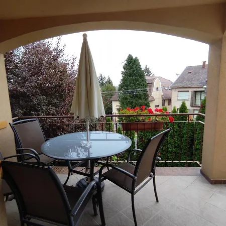 Apartamento Garda Apartmanház *