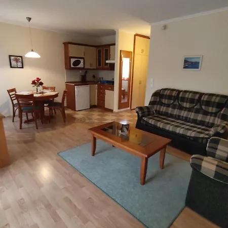 Garda Apartmanház