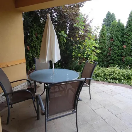 Garda Apartmanház * Hévíz