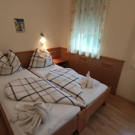 Garda Apartmanház * Hévíz