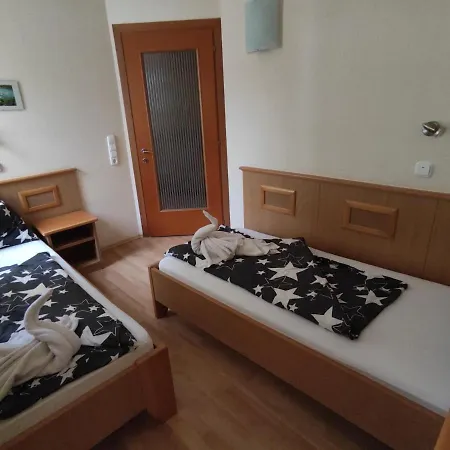 Garda Apartmanház